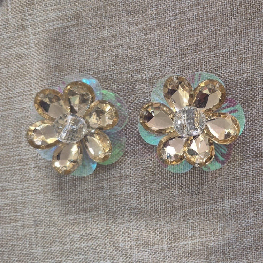 Set Of 3 Vintage 1980 Plastic Flower Shoe Clips
